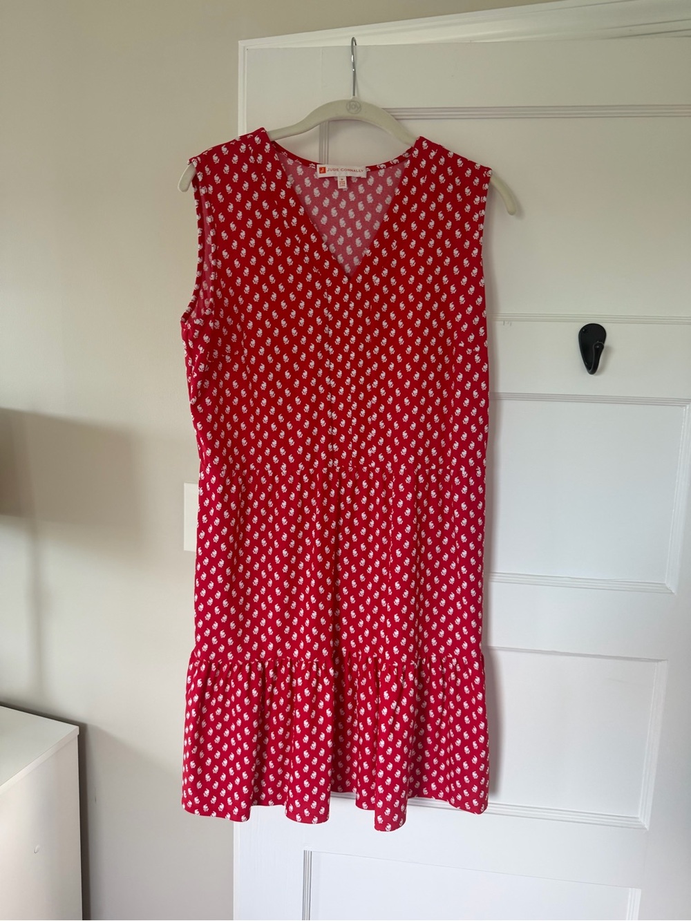 Jude Connally Sleeveless V-Neck Red Printed Dress
